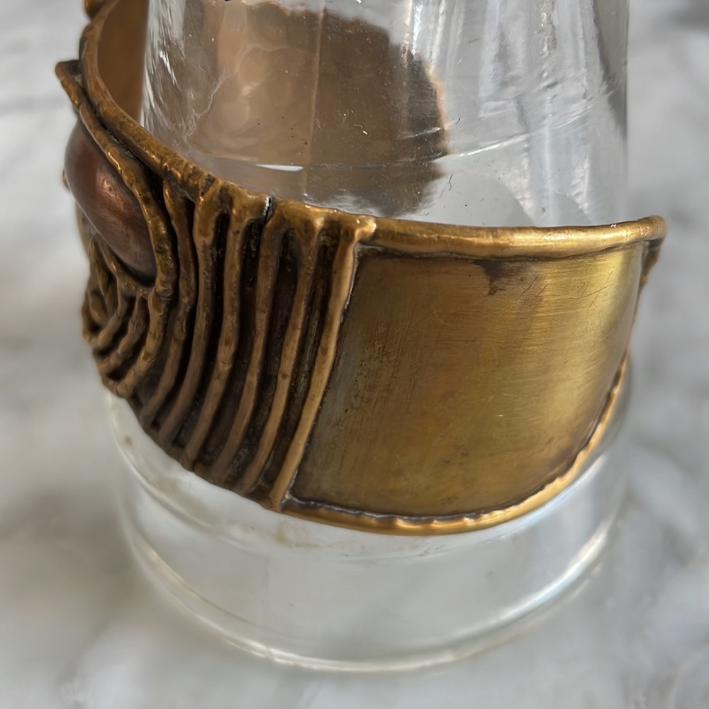 Vintage brass copper cuff bracelet - Picture 4 of 7